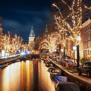 Светодиодная нить Eurosvet 400-102 теплый белый с эффектом мерцания 20м IP65 фото