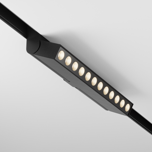 Трековый светильник Maytoni Technical TR033-2-12W3K-B фото 4